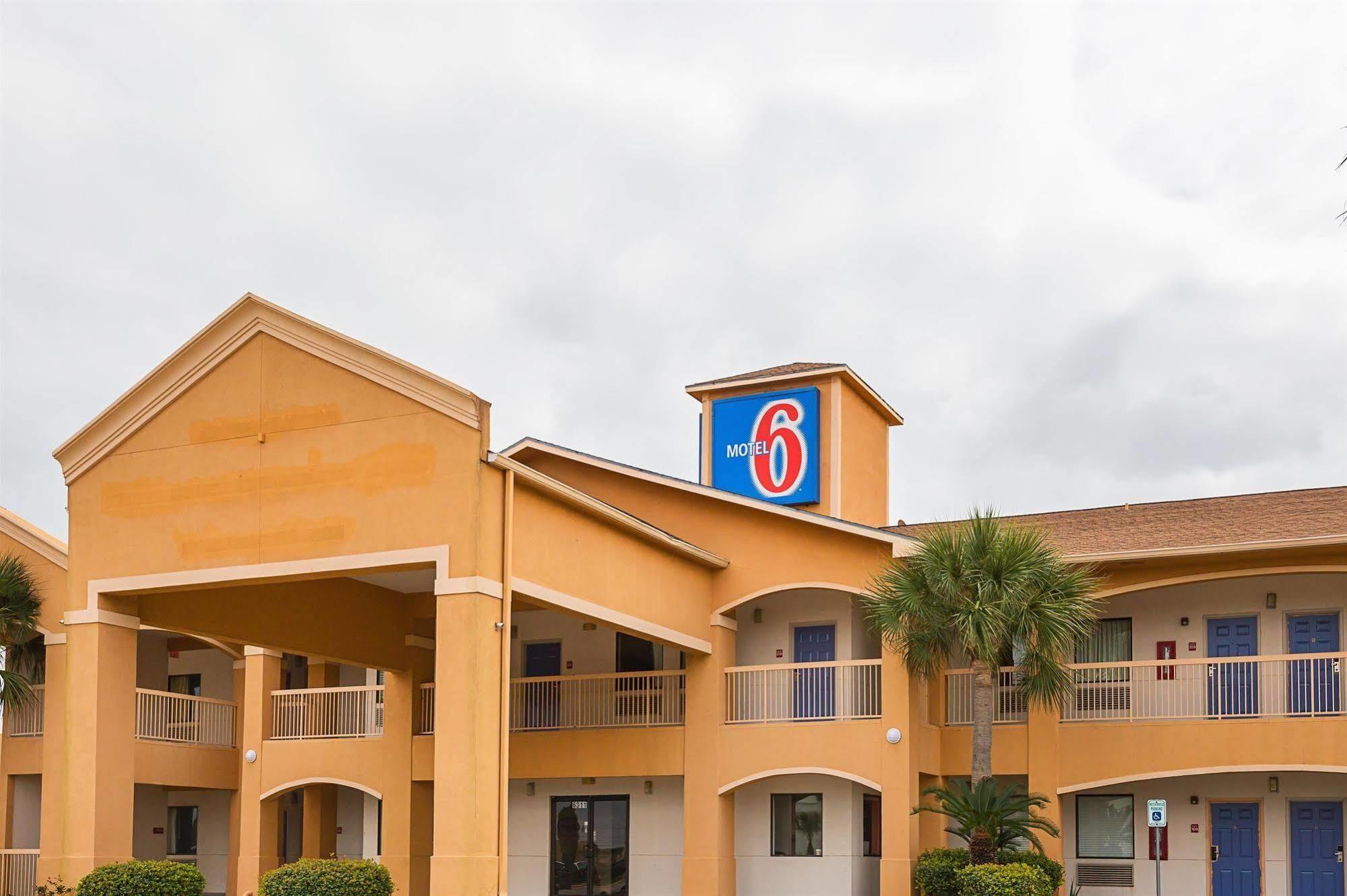 Island Inn By Oyo Galveston Beach, Tx Екстер'єр фото